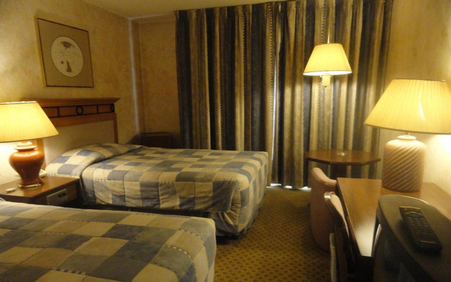 Petra Palace Hotel Вади Муса Екстериор снимка