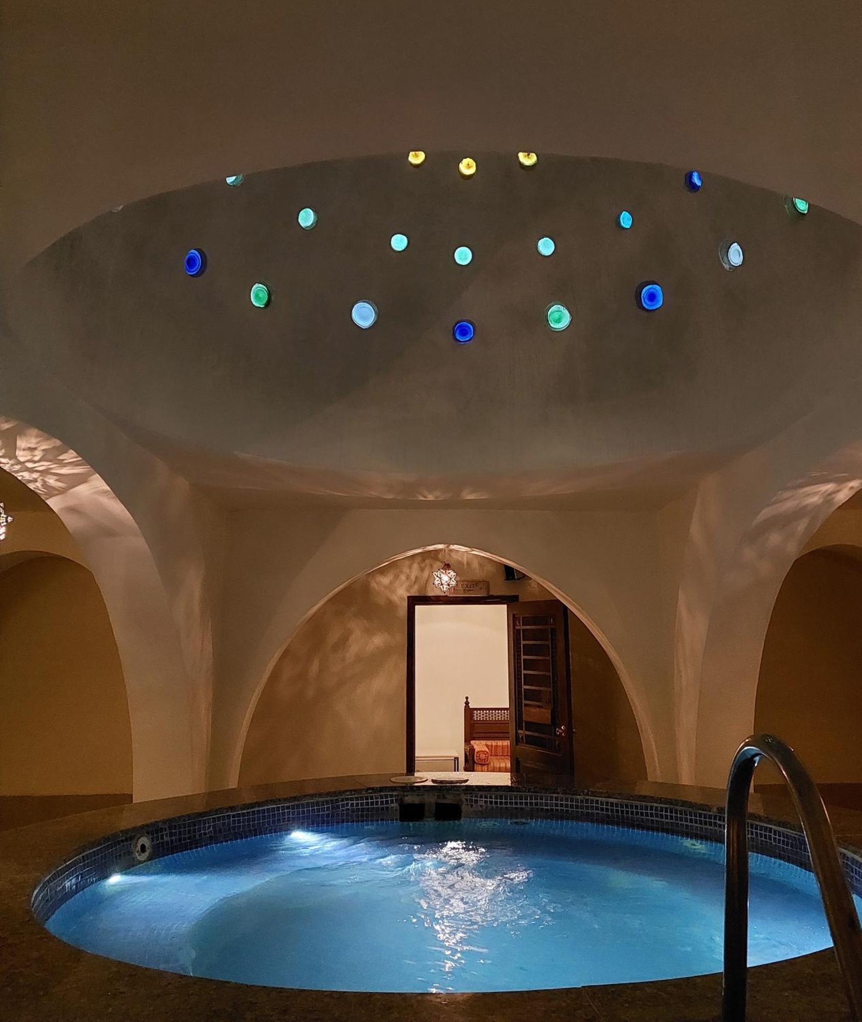 Petra Palace Hotel Вади Муса Екстериор снимка